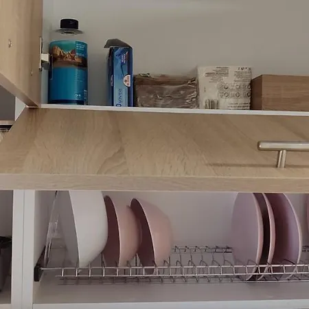 Hall * Τρίκαλα